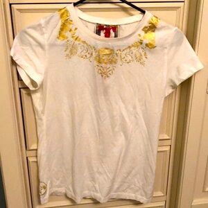 ✨🆕BNWOT!L.A.M.B. White Tshirt w/ Gold Embellishments on it!Sz Med!Spring 07!✨